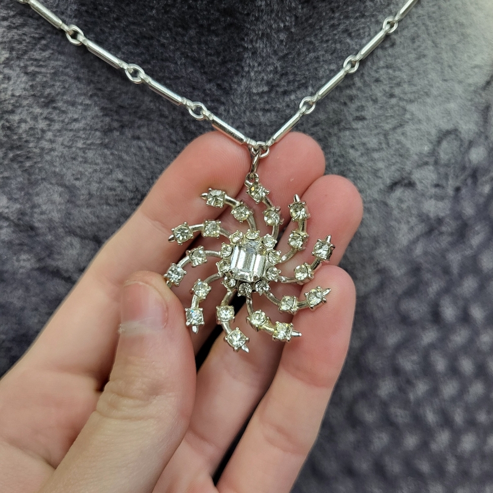 Spiral Rhinestone Pendant Necklace